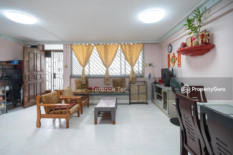 HDB Flat for Sale, 456 Tampines Street 42, SGD 580,000 | 99-year lease