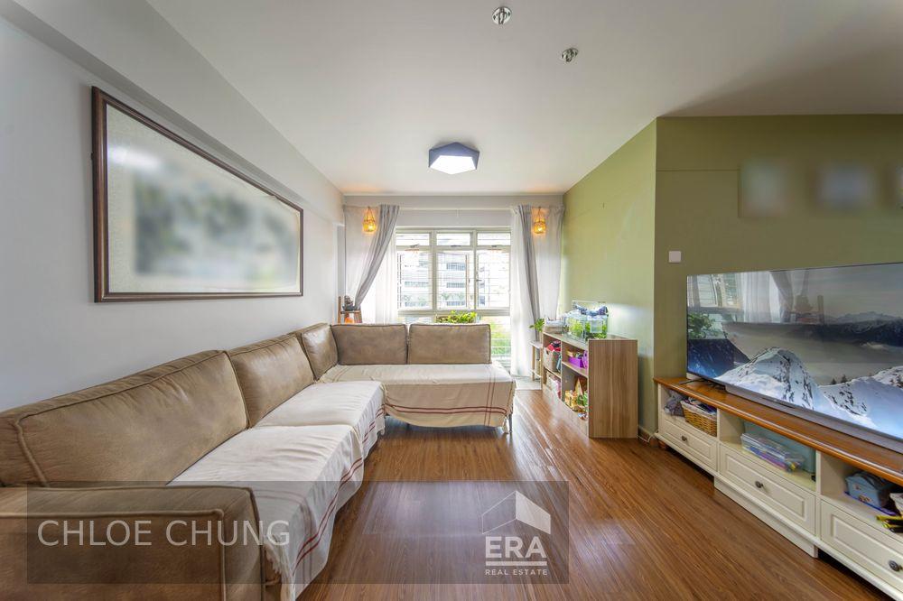 Prop-GPT: HDB - 3 room:   Edgedale Plains 174A Edgedale Plains For Sale
