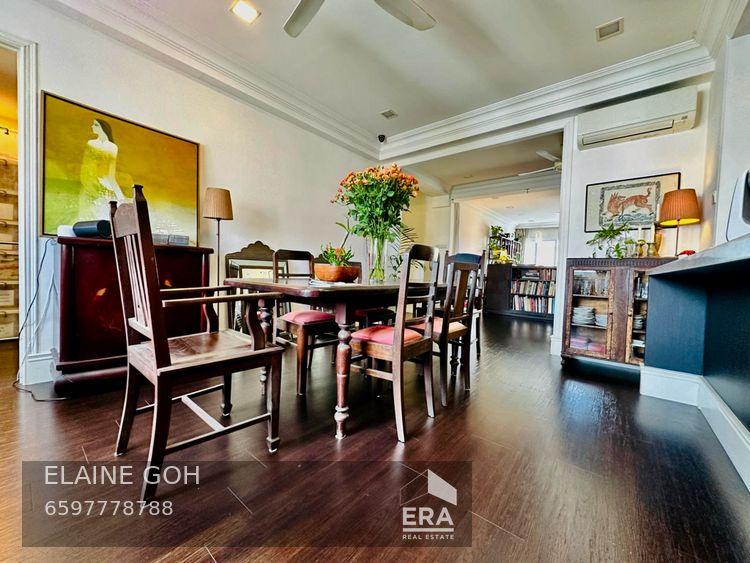 Prop-GPT: Condominium:   Saint Thomas Walk Grange Heights For Sale