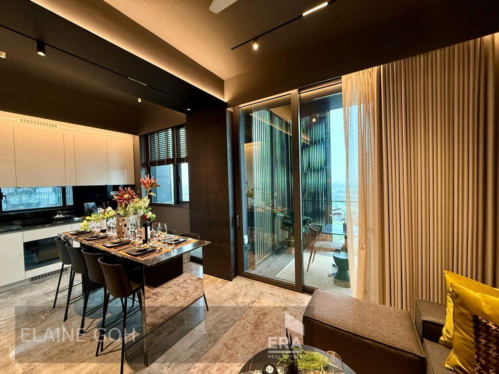 Prop-GPT: Condominium:   Beach Road Midtown Bay For Sale