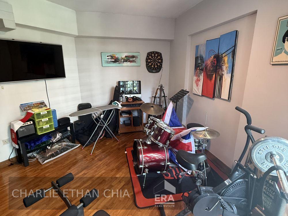 HDB - 3 room for Sale, Punggol Drive 635A Punggol Drive, SGD 620,000 | Leasehold