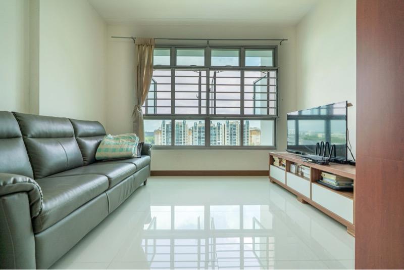 Prop-GPT: HDB Apartment: D18  871B Tampines Street 86