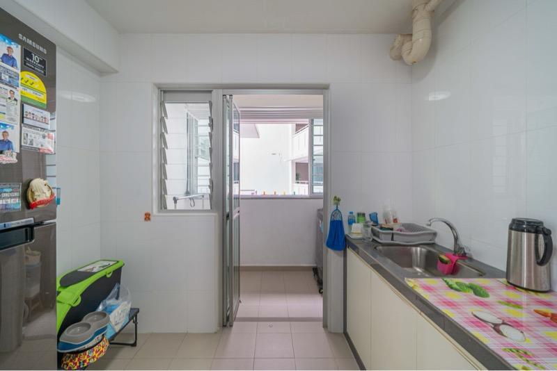 HDB Apartment for Sale, 871B Tampines Street 86 HDB Apartment For Sale, $780,000, 3 Bed 2 Bath 96 sqft $8,125.00 psf, SGD 780,000 | 99-year Leasehold