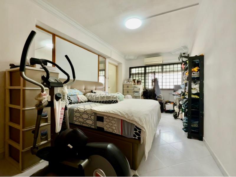 HDB Apartment for Sale: Pasir Ris, D18, 510629