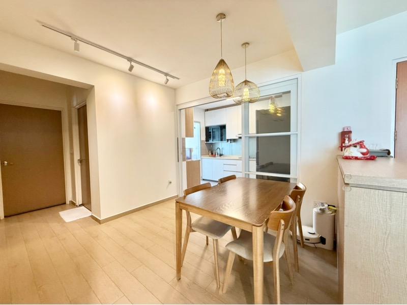 Prop-GPT: HDB Apartment: D25  573A Woodlands Glen