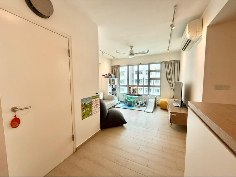 HDB Apartment for Sale: D25, 731573