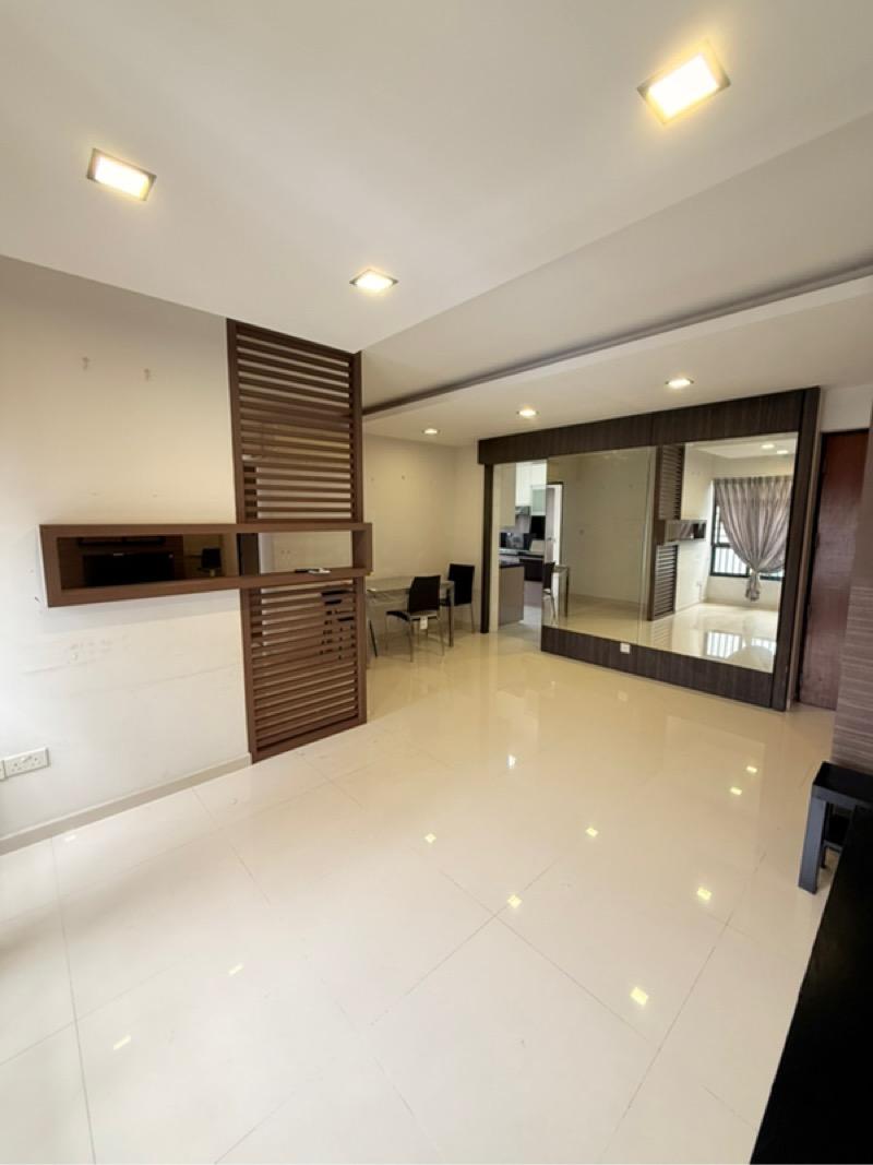 HDB Apartment for Sale, 219A Bedok Central HDB Apartment For Sale, $999,888, 3 Bed 2 Bath 1,011 sqft $989.00 psf, SGD 999,888 | 99-year Leasehold