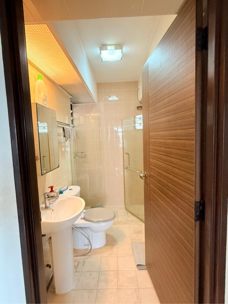 HDB Apartment for Sale, 219A Bedok Central HDB Apartment For Sale, $999,888, 3 Bed 2 Bath 1,011 sqft $989.00 psf, SGD 999,888 | 99-year Leasehold