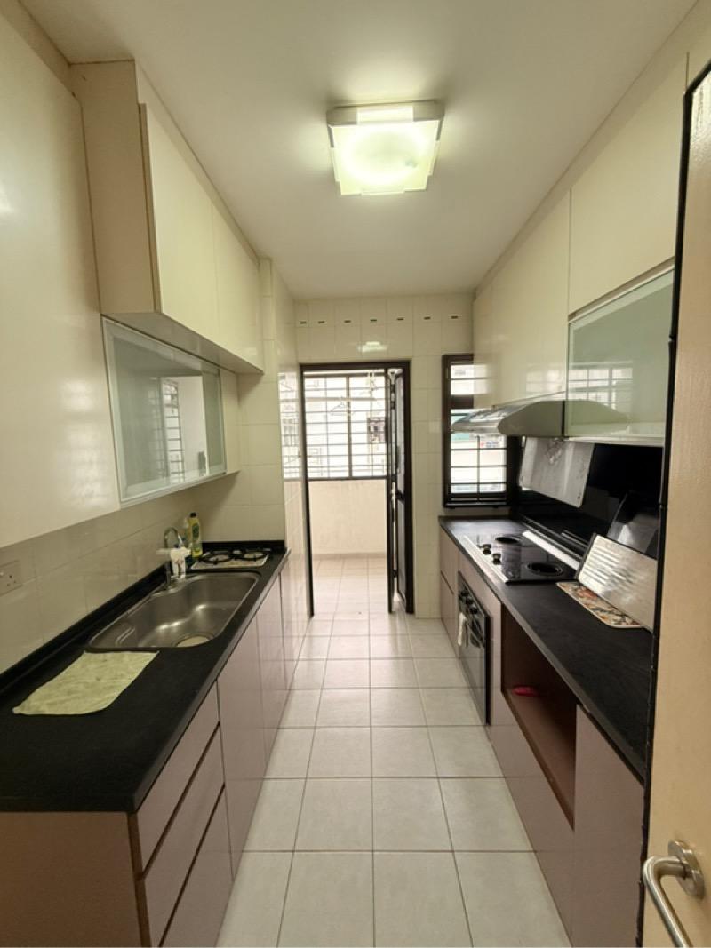 HDB Apartment for Sale, 219A Bedok Central HDB Apartment For Sale, $999,888, 3 Bed 2 Bath 1,011 sqft $989.00 psf, SGD 999,888 | 99-year Leasehold