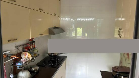 HDB Apartment for Sale, 878B Tampines Avenue 8 HDB Apartment For Sale, $638,000, 2 Bed 2 Bath 732 sqft $872.00 psf, SGD 638,000 | 99-year Leasehold