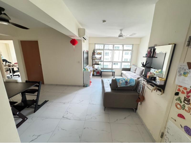 Prop-GPT: HDB Apartment: D13  82B Circuit Road
