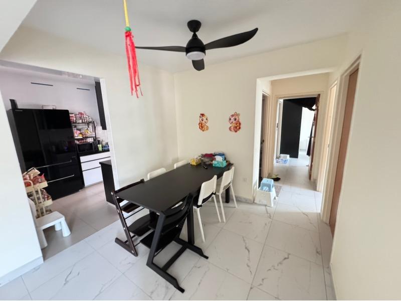 HDB Apartment for Sale, 82B Circuit Road HDB Apartment For Sale, $1,080,000, 3 Bed 2 Bath 1,001 sqft $1,079.00 psf, SGD 1,080,000 | 99-year Leasehold