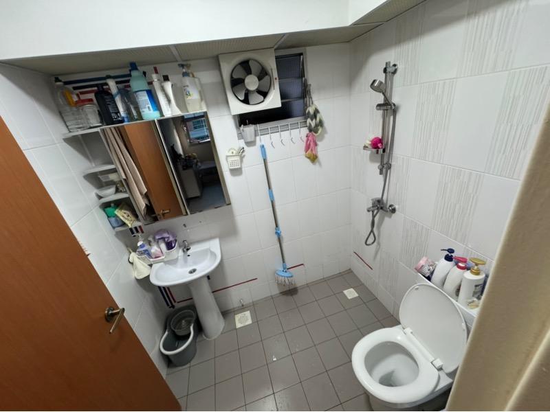 HDB Apartment for Sale, 82B Circuit Road HDB Apartment For Sale, $1,080,000, 3 Bed 2 Bath 1,001 sqft $1,079.00 psf, SGD 1,080,000 | 99-year Leasehold