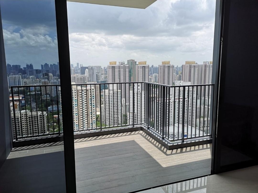 Condominium for Sale, Gem Residences Condominium For Sale, $2,200,000, 3 Bed 2 Bath 936 sqft $2,350.00 psf, SGD 2,200,000 | 99-year Leasehold
