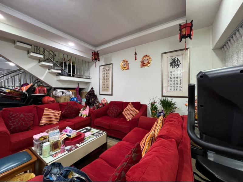 Prop-GPT: Apartment: D21 Upper Bukit Timah Sherwood Towers
