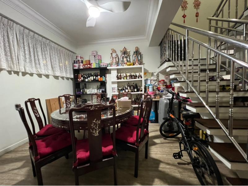 Apartment for Sale, Sherwood Towers Apartment For Sale, $2,150,000, 4 Bed 3 Bath 1,830 sqft $1,175.00 psf, SGD 2,150,000 | 99-year Leasehold