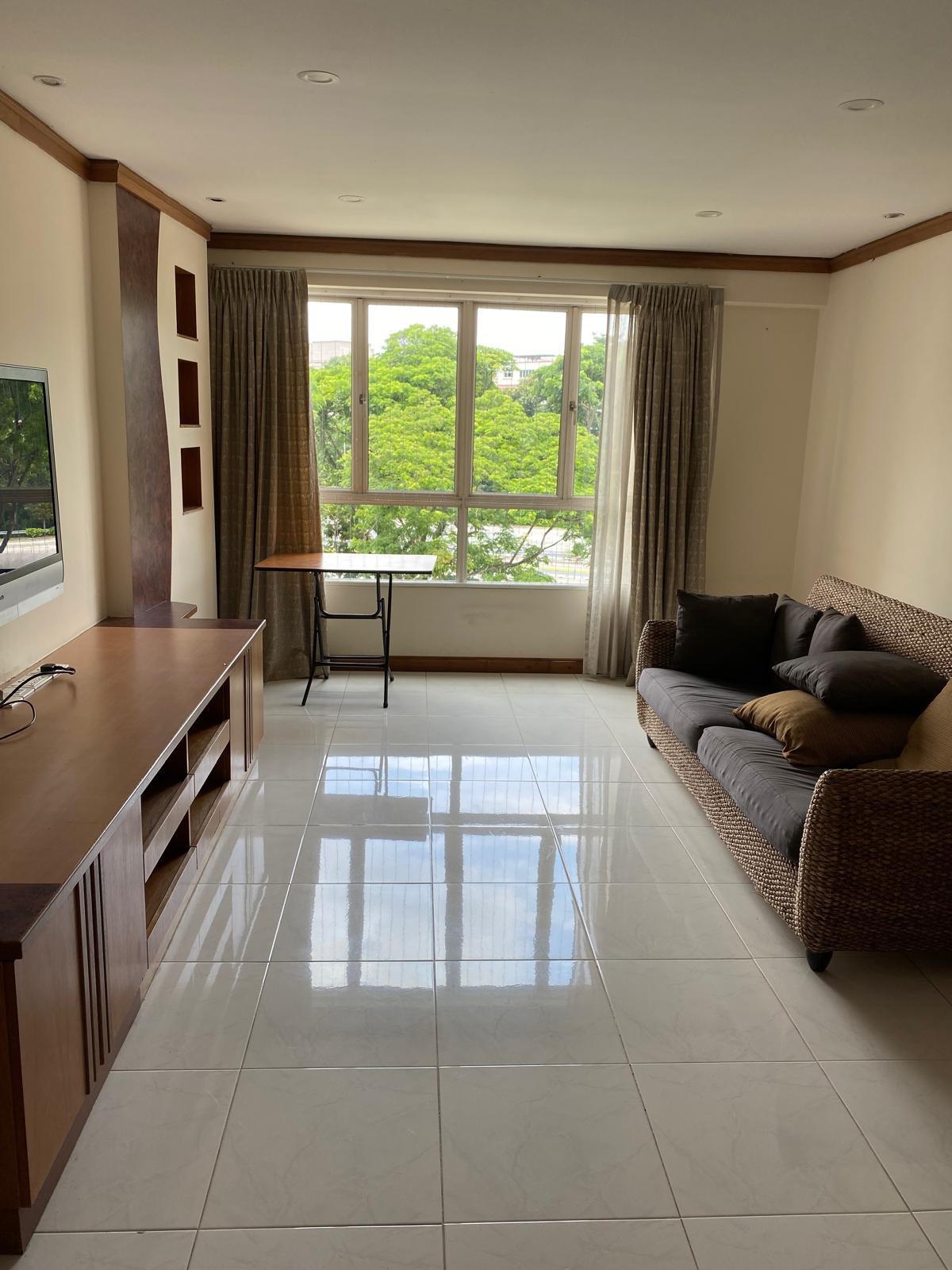 Prop-GPT: Apartment: D18  Melville Park