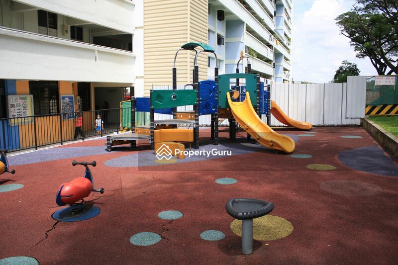 HDB Flat for Sale. , 102 Woodlands Street 13. , SGD 528,000 | 99-year lease. 