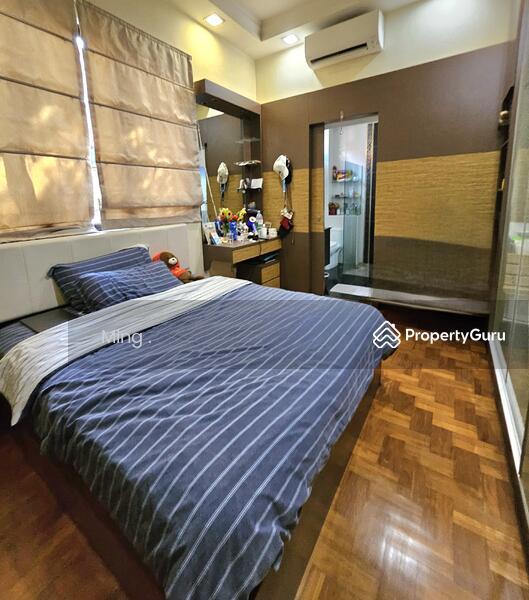 Prop-GPT: Semi-Detached: D15  Spacious Semi-D! Telok Kurau!