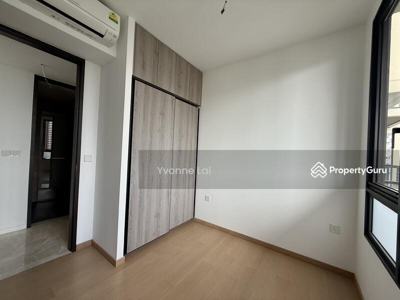 Condominium for Sale: D09, 239588