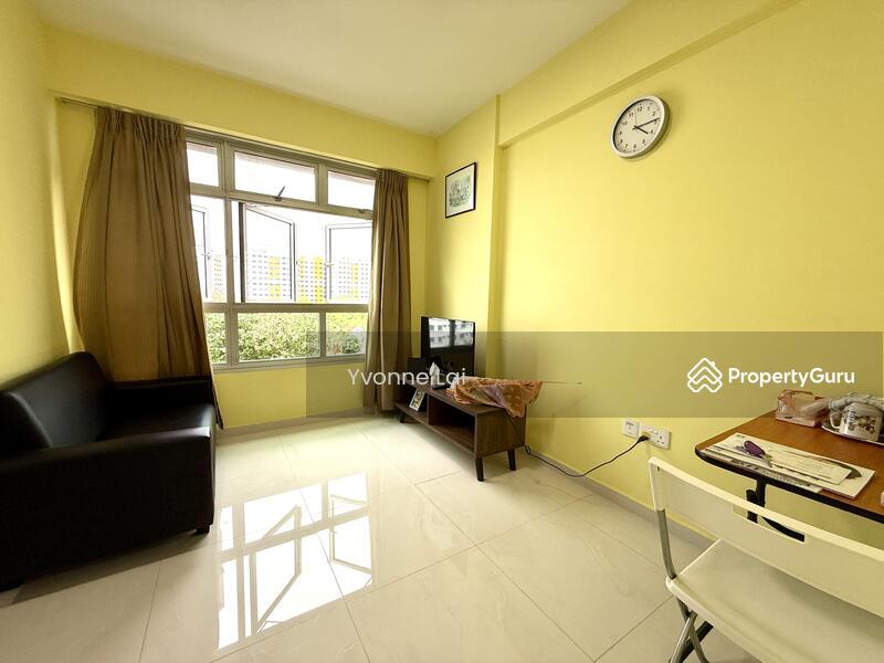 Prop-GPT: HDB Flat: D19  353A Anchorvale Lane
