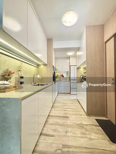 HDB Flat for Sale, 223 Lorong 8 Toa Payoh, SGD 788,000 | 99-year lease