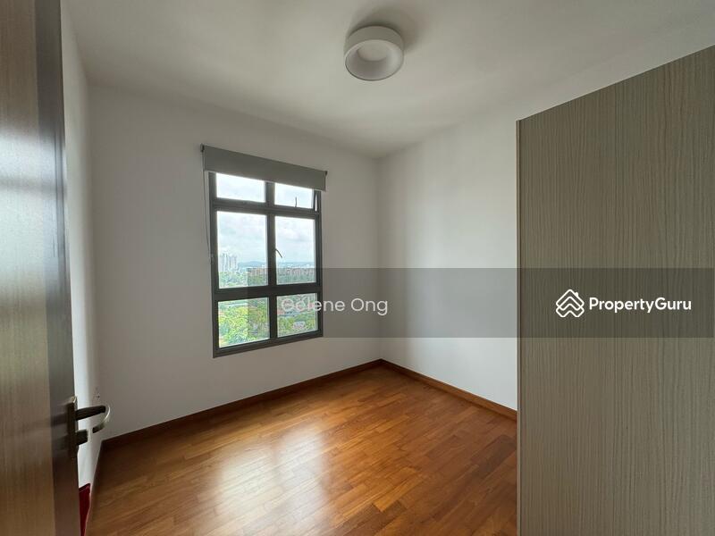 HDB Flat for Sale, 32 Margaret Drive, SGD 938,000 | 99-year lease