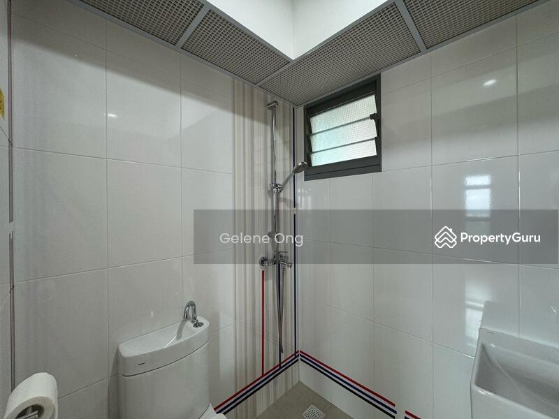 HDB Flat for Sale, 32 Margaret Drive, SGD 938,000 | 99-year lease