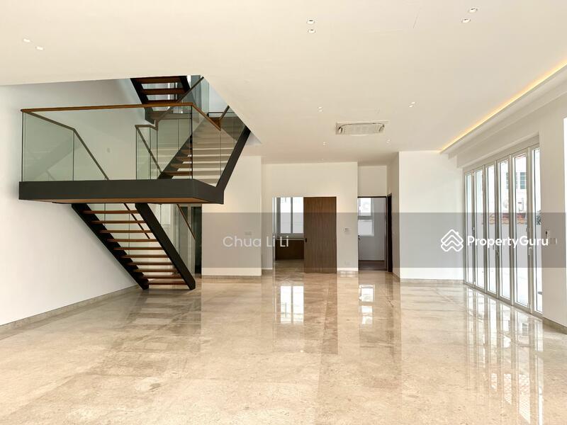 Prop-GPT: Semi-Detached: D28  Seletar Hills Estate