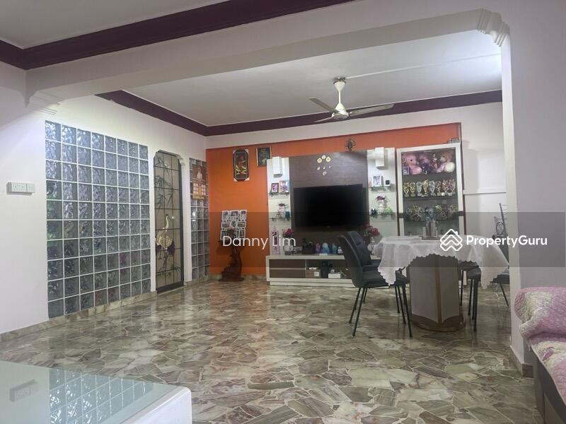 Prop-GPT: HDB Flat: D23 Choa Chu Kang 293 Choa Chu Kang Avenue 3