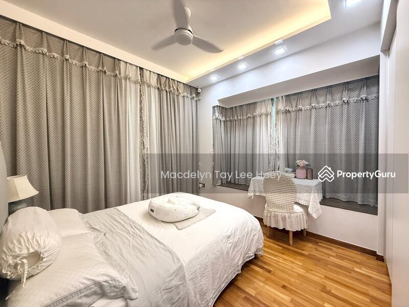 Condominium for Sale: Pasir Ris, D18, 518209