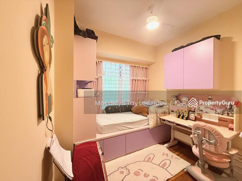 Condominium for Sale: Pasir Ris, D18, 518209