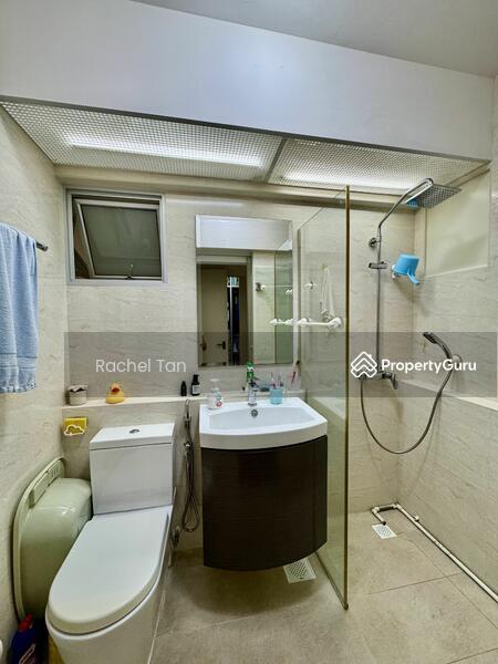 HDB Flat for Sale, 61A Strathmore Avenue, SGD 1,050,000 | 99-year lease