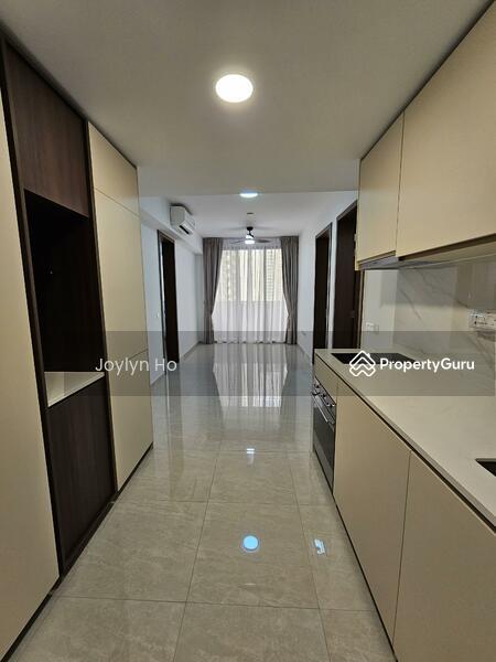 Prop-GPT: Condominium: D09 Cairnhill Kopar At Newton