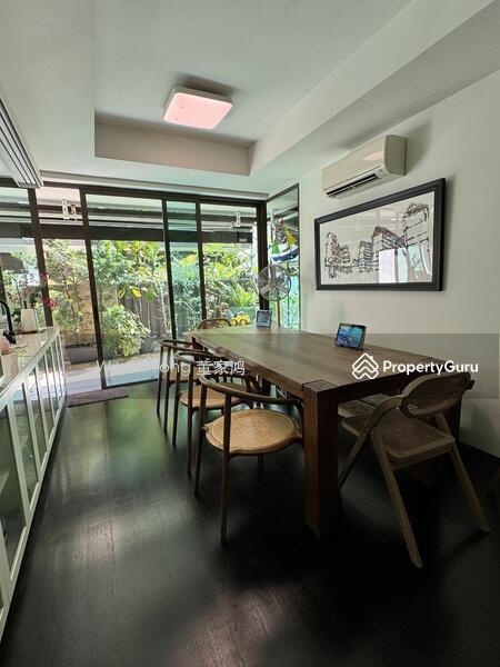 Prop-GPT: Cluster House: D11  One Mount Rosie