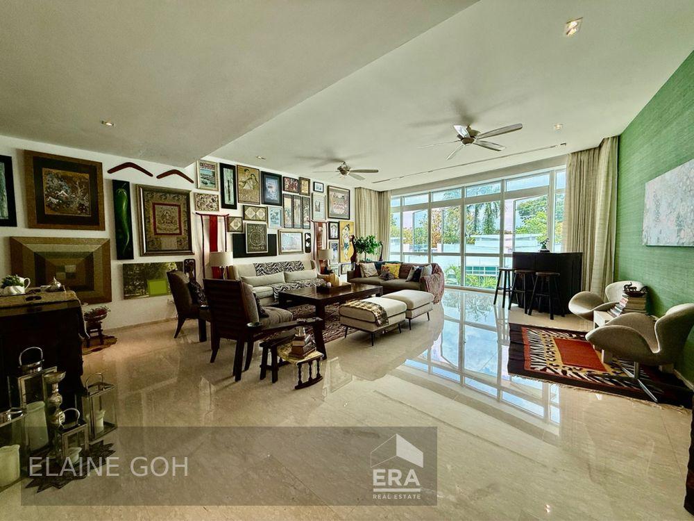 Prop-GPT: Condominium:   Woollerton Park Gallop Green For Sale