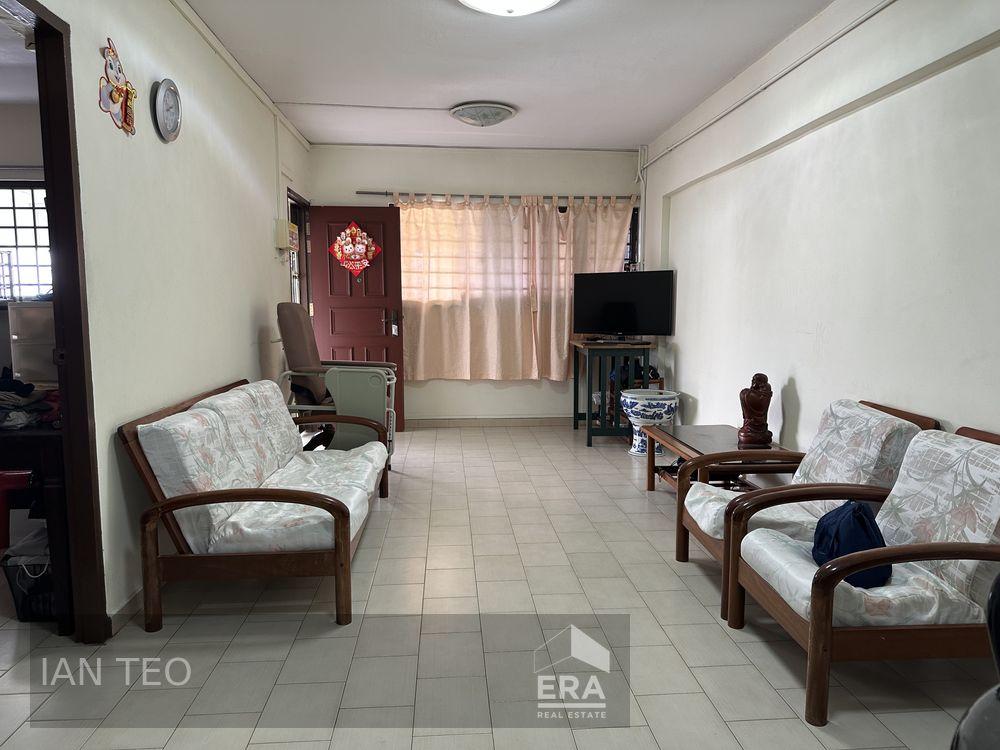 HDB - 3 room for Sale, Jurong West Street 52 511 Jurong West Street 52, SGD 495,000 | Leasehold