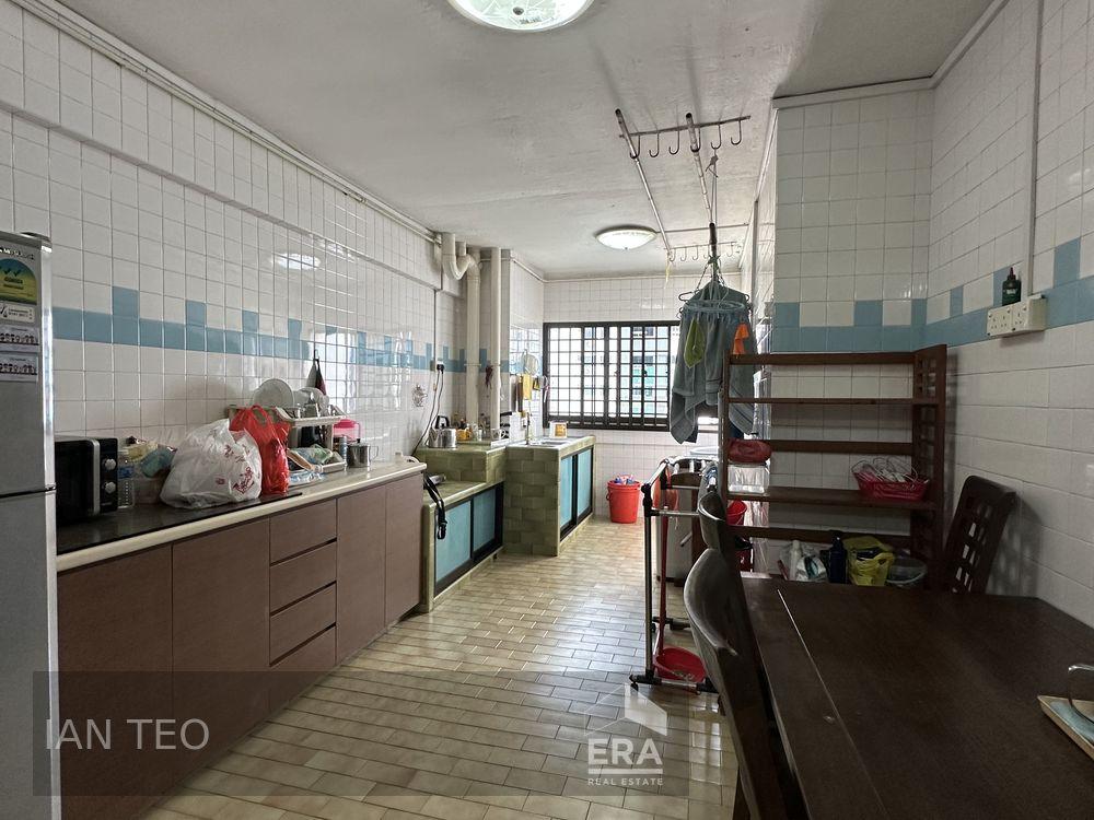 HDB - 3 room for Sale, Jurong West Street 52 511 Jurong West Street 52, SGD 495,000 | Leasehold