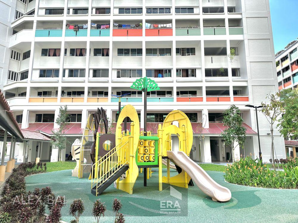 HDB - 3 room for Sale, Choa Chu Kang Avenue 3 286 Choa Chu Kang Avenue 3, SGD 595,000 | Leasehold