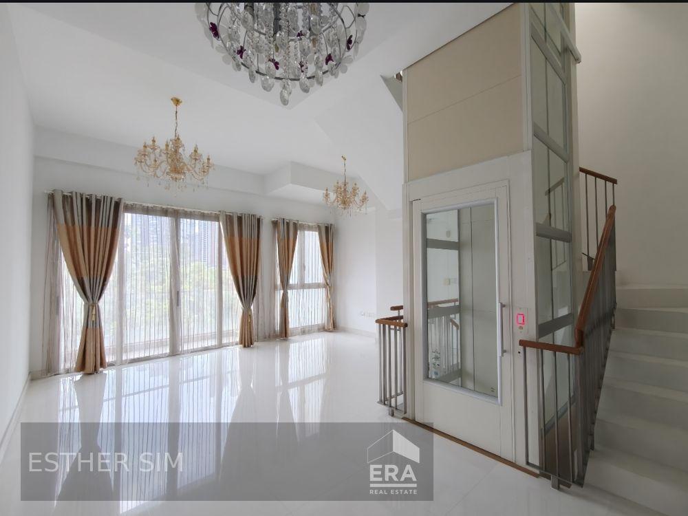 Prop-GPT: Condominium:   West Coast Drive Newest For Sale
