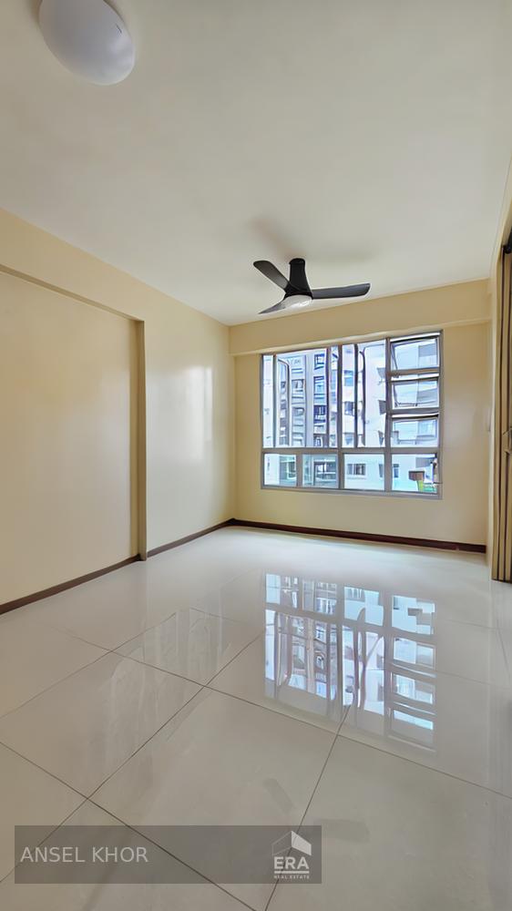 HDB - 1 room for Sale, Sumang Lane 232C Sumang Lane, SGD 399,500 | Leasehold