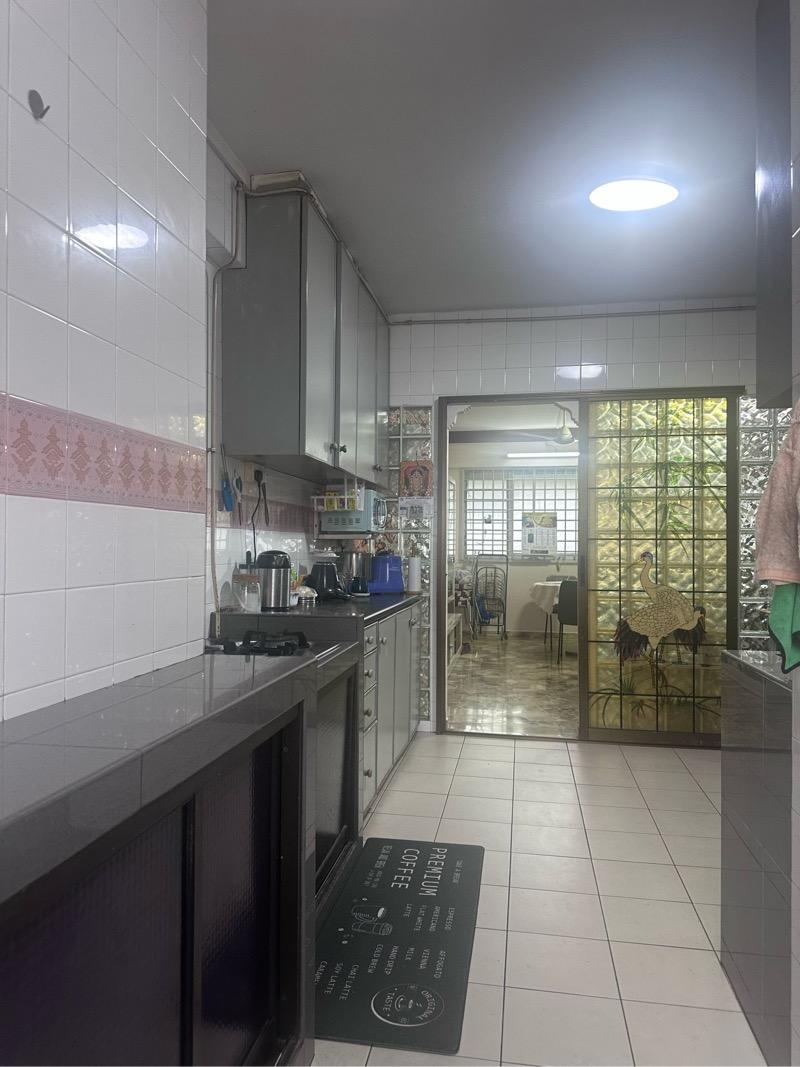 HDB Apartment for Sale, 293 Choa Chu Kang Avenue 3 HDB Apartment For Sale, $590,000, 3 Bed 3 Bath 1,119 sqft $527.00 psf, SGD 590,000 | 99-year Leasehold