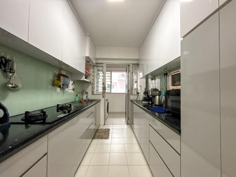 HDB Apartment for Sale: Yishun, D27, 761430