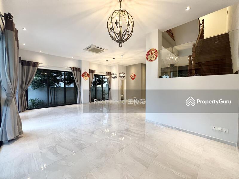 Prop-GPT: Semi-Detached: D14  Almost Sold! Priced to Sell! Modern Semi-D w. Basement & Lift - Move-In Ready