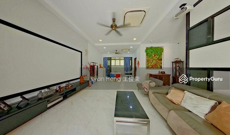 Terrace for Sale, Spacious 3.5-Storey Terrace with Lift | Wide Frontage | ~4500sf Built-Up, SGD 5,800,000 | Freehold