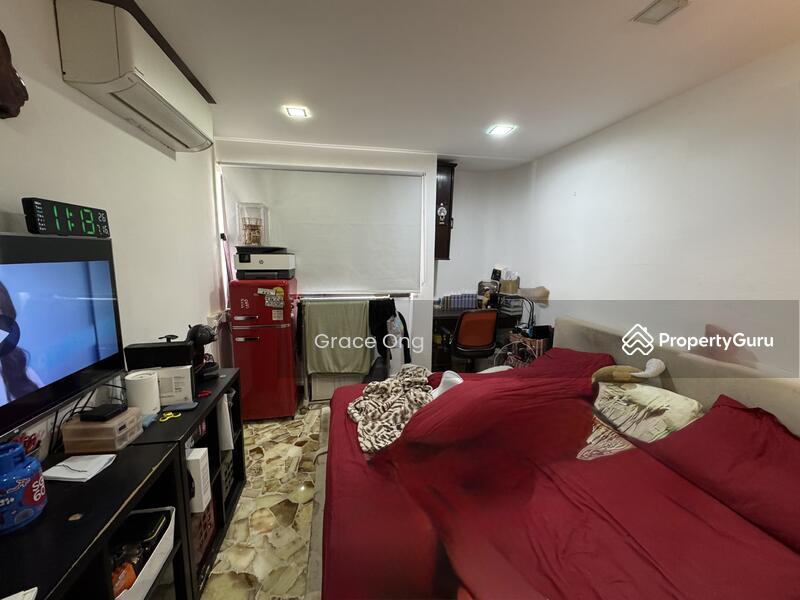 HDB Flat for Sale, 402 Sin Ming Avenue, SGD 978,000 | 99-year lease