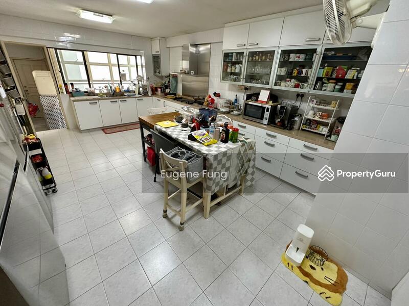 Apartment for Sale, Lien Towers, SGD 8,880,000 | Freehold