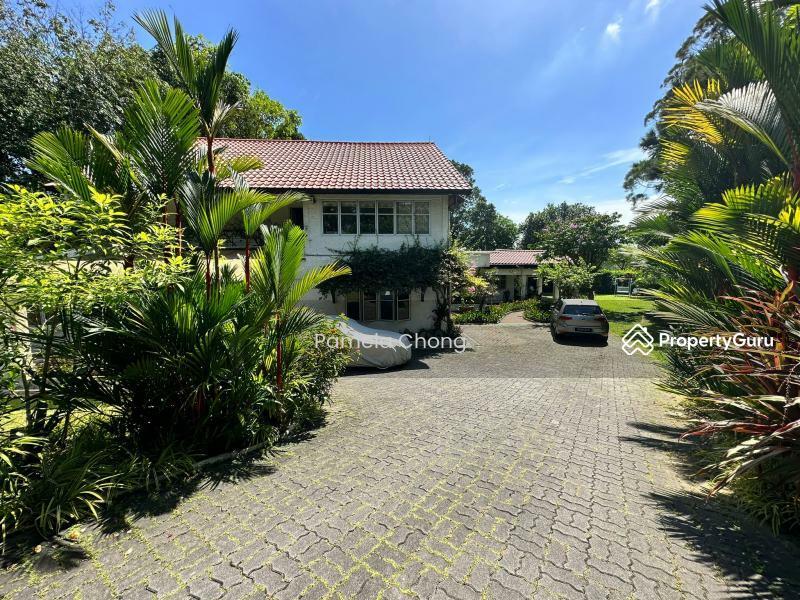 Prop-GPT: Bungalow - Good Class: D10  SOLE AGENTBIN TONG PARK HILLTOP BLACK N WHITE STYLE GCB IN BOTANICS ()CALL PAM 90228600