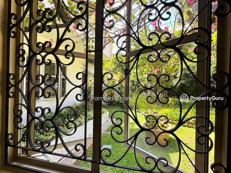 Bungalow - Good Class for Sale, Sole AgentBin Tong Park Hilltop Black N White Style Gcb In Botanics ()Call Pam 90228600, SGD 40,800,000 | Freehold