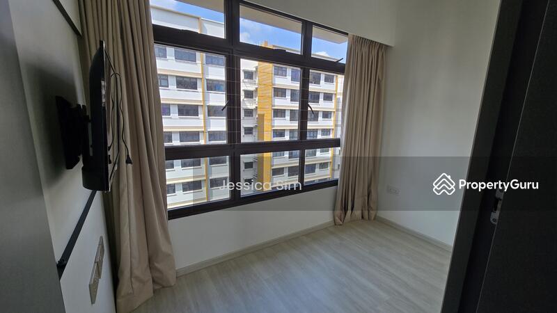 HDB Flat for Sale, 456B Sengkang West Road, SGD 420,000 | 99-year lease